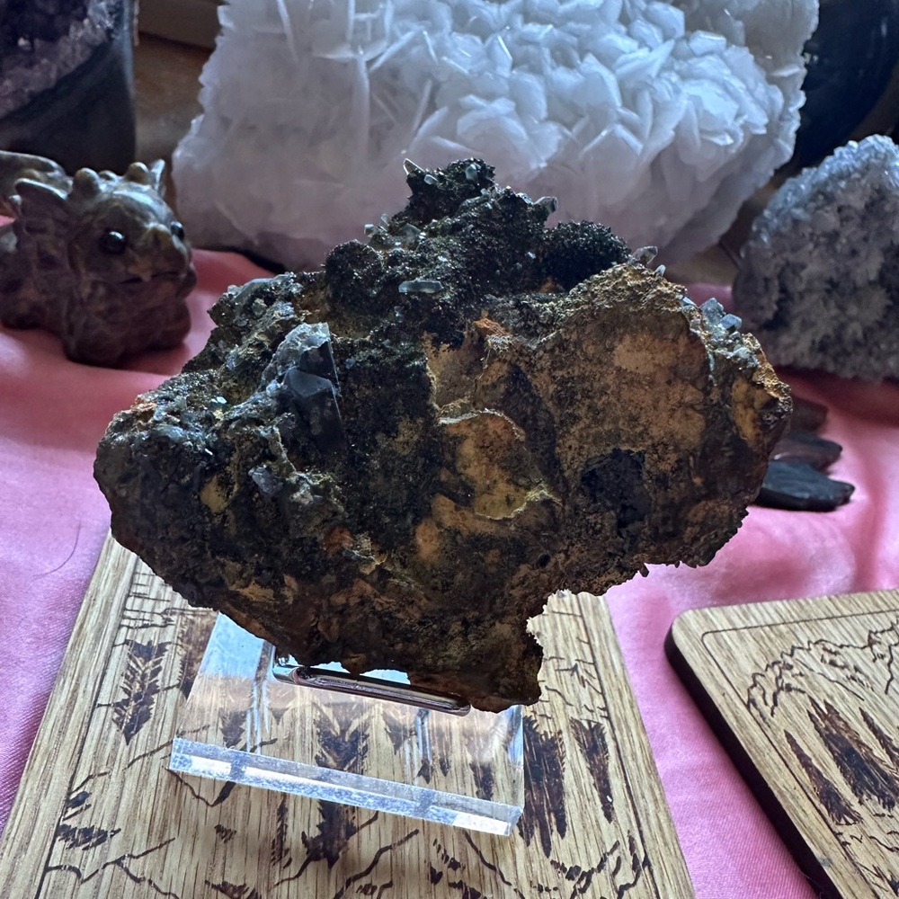 💚 Epidote with Quartz